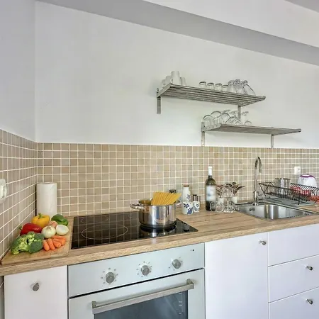 Good Life - Happy Apartman *
